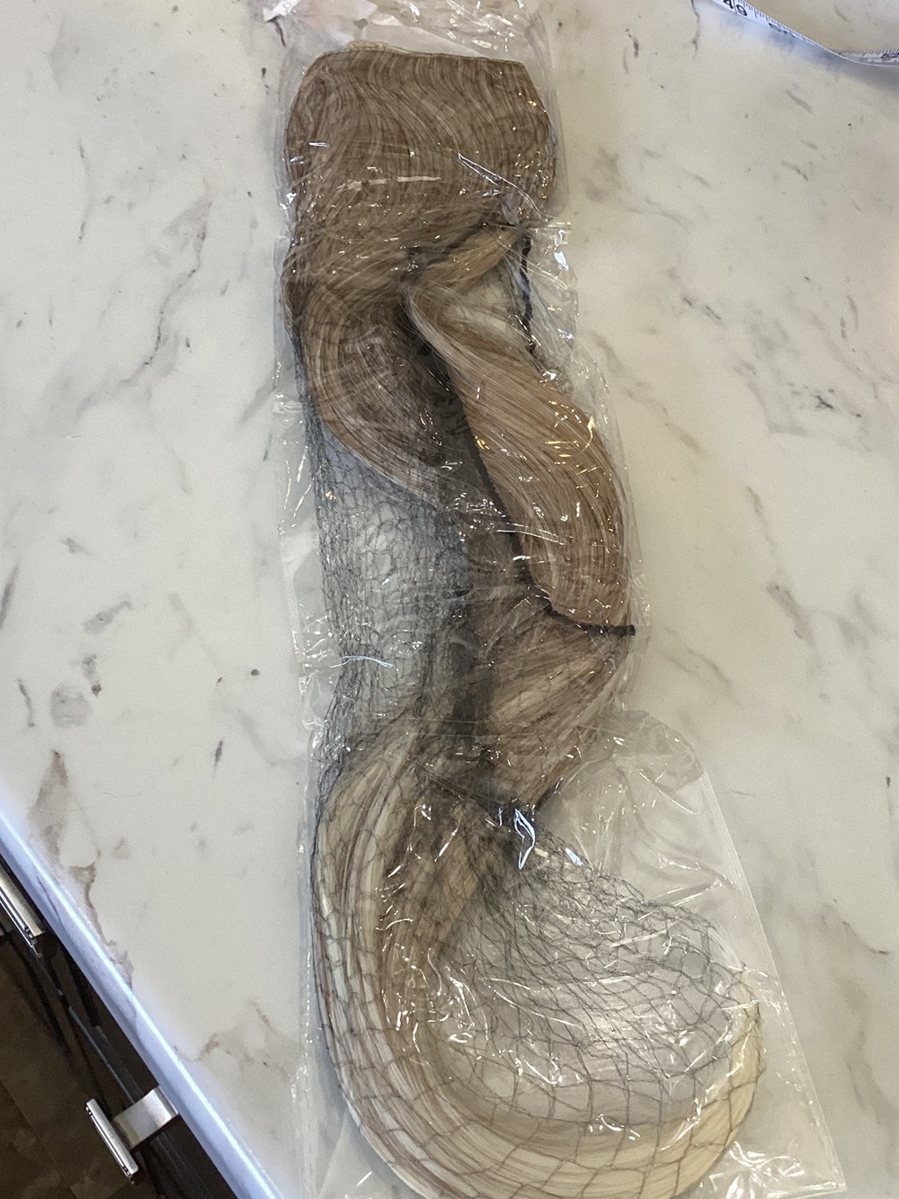 Blonde Clip-in Hair Extension Bundle